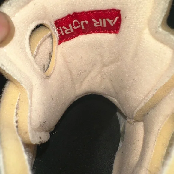 Off White x Air Jordan 5 Retro - Size 11 - Picture 9 of 16